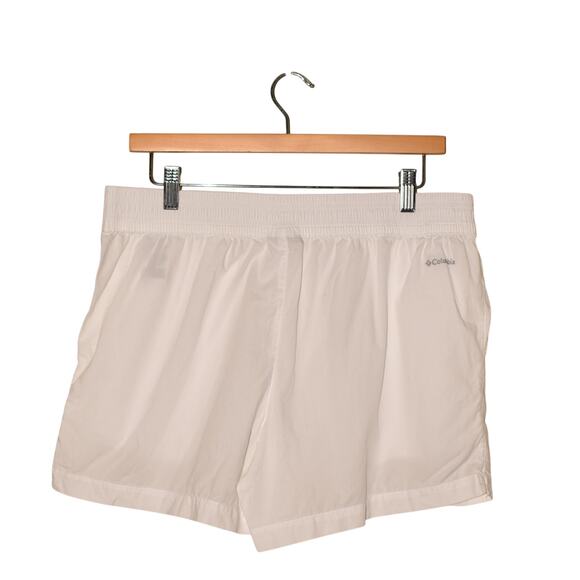 COLUMBIA $40 White Elastic Waist Drawstring Lightweight Casual Shorts‎ Medium - Picture 2 of 4